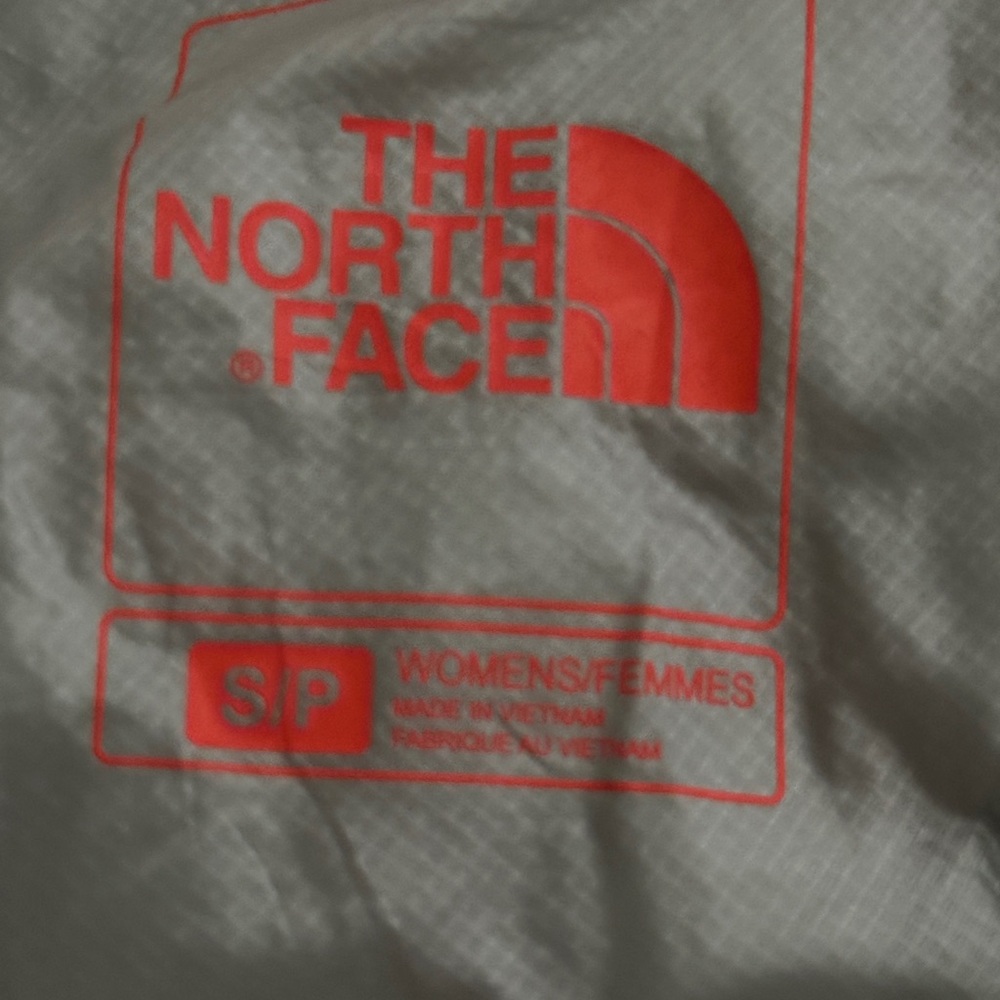 The North Face Women's Bright Orange Puffer Jacket - Picture 10 of 16